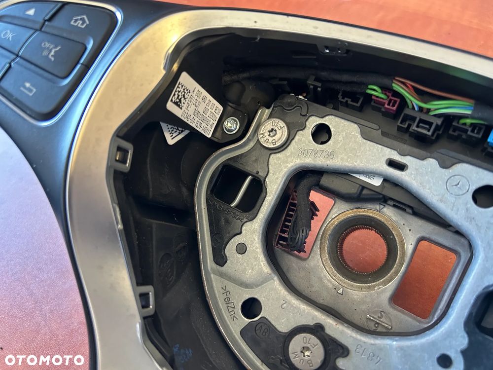 KIEROWNICA SKÓRZANA ŁOPATKI A0004602003 MERCEDES C KLASA W205 - 5