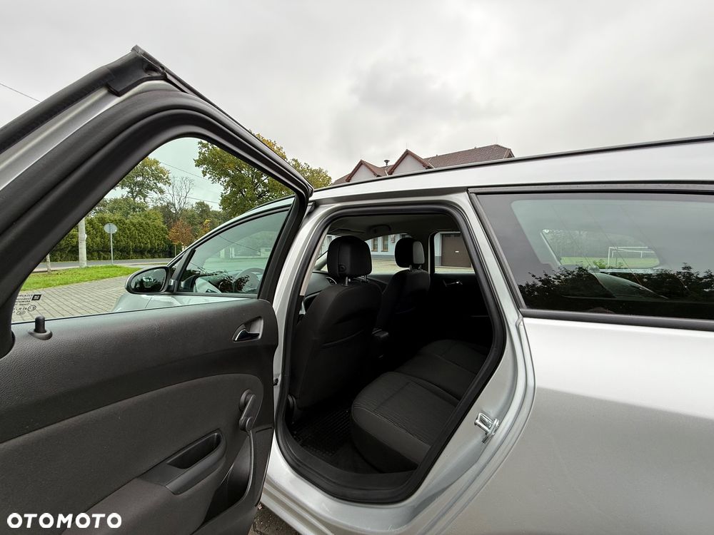 Opel Astra IV 1.4 T Active EU6 - 13