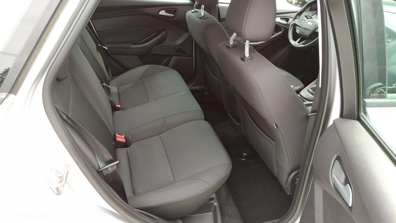 Ford Focus - 7