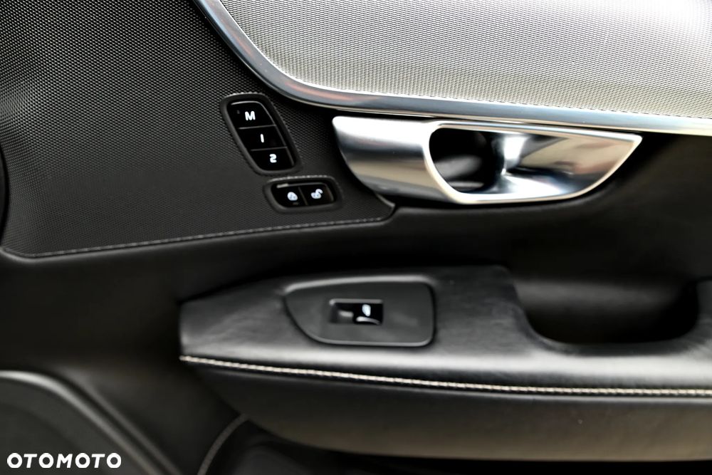 Volvo V90 T4 Geartronic Inscription - 28