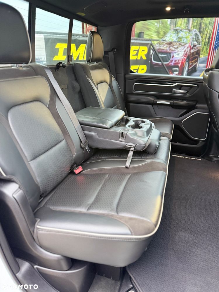 RAM 1500 Crew Cab Laramie - 34