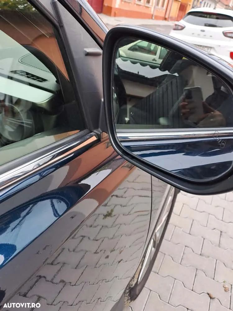 Toyota RAV4 - 6