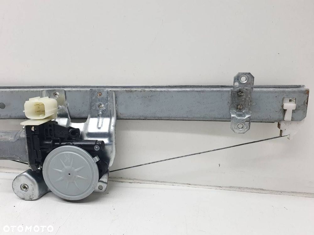 PODNOŚNIK SZYBY PRZÓD PRAWY NISSAN X-TRAIL T32 III 80731-4CA0A 6 PIN EUROPA - 2