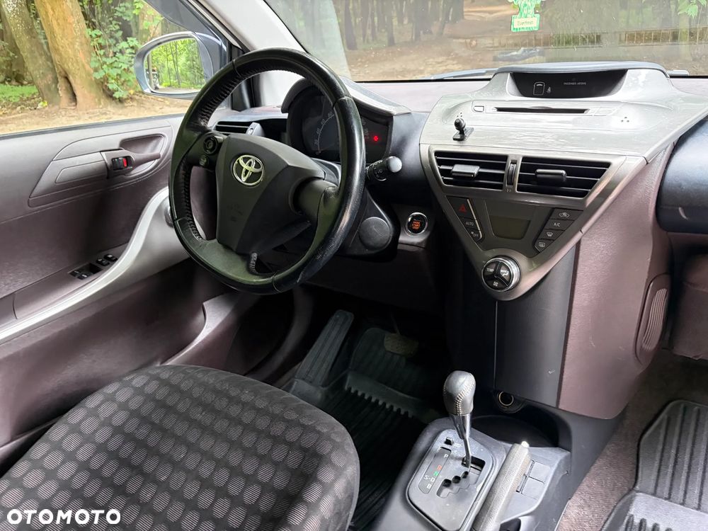 Toyota iQ 1.0 Sol CVT - 2