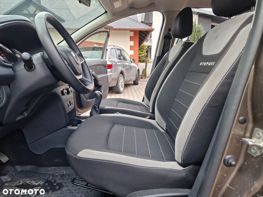 Dacia Sandero Stepway 0.9 TCe Laureate S&S - 23