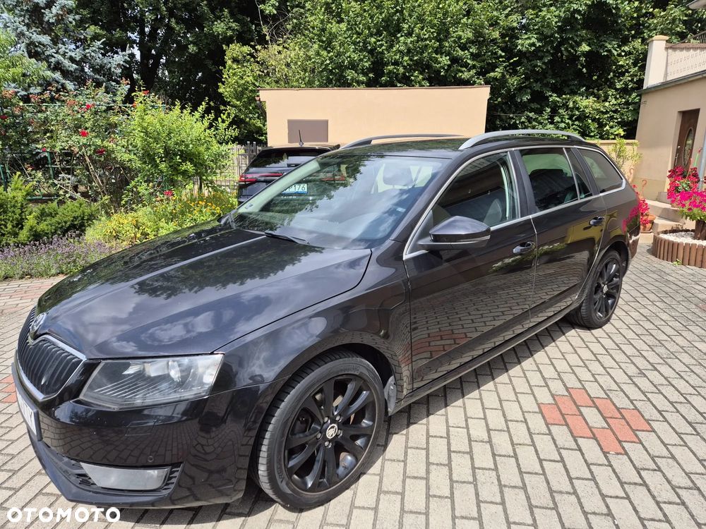Skoda Octavia 2.0 TDI Elegance DSG - 1