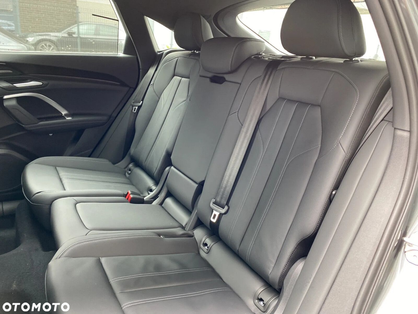 Audi Q5 Sportback - 14