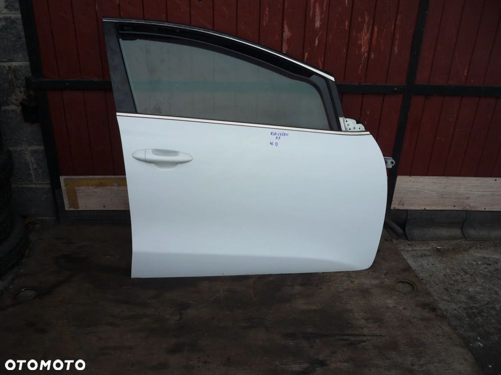 KIA CEED II DRZWI PRZEDNIE PRAWE KOMBI KOMPLETNE WD - 1