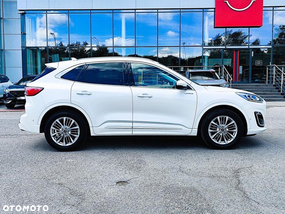 Ford Kuga - 4
