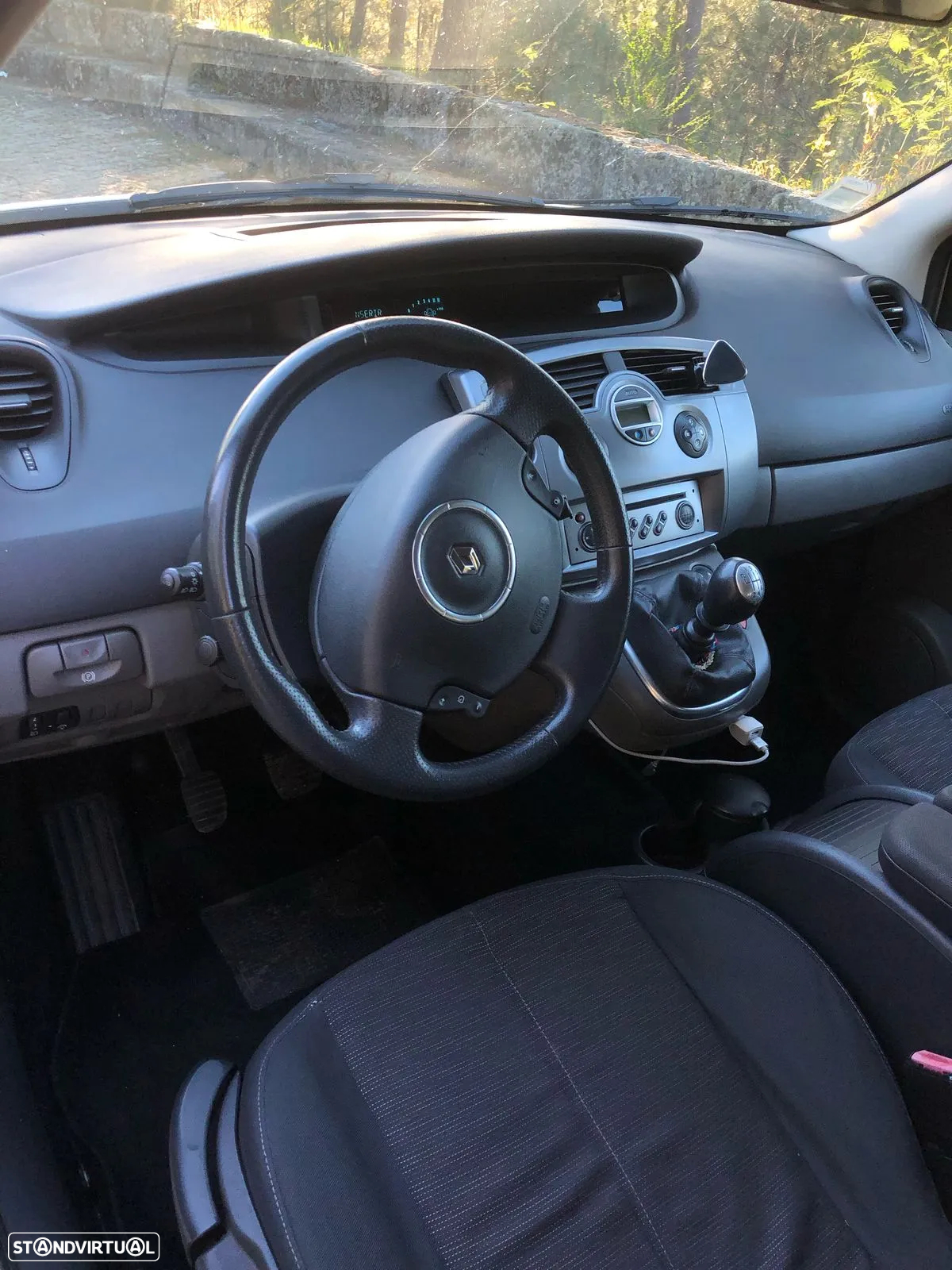 Renault Mégane Scénic - 8