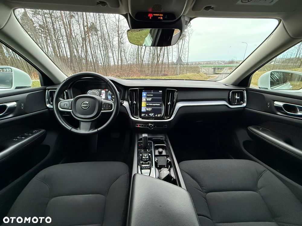 Volvo V60 B4 D Geartronic Momentum Pro - 8