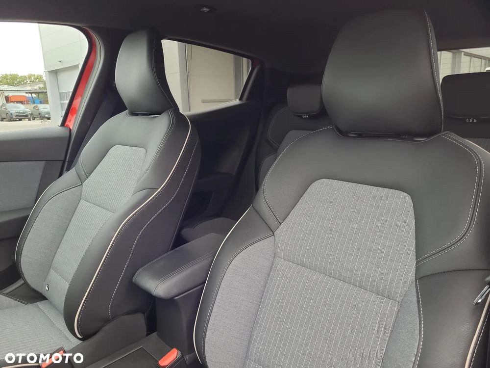 Renault Clio 1.0 TCe Techno - 11