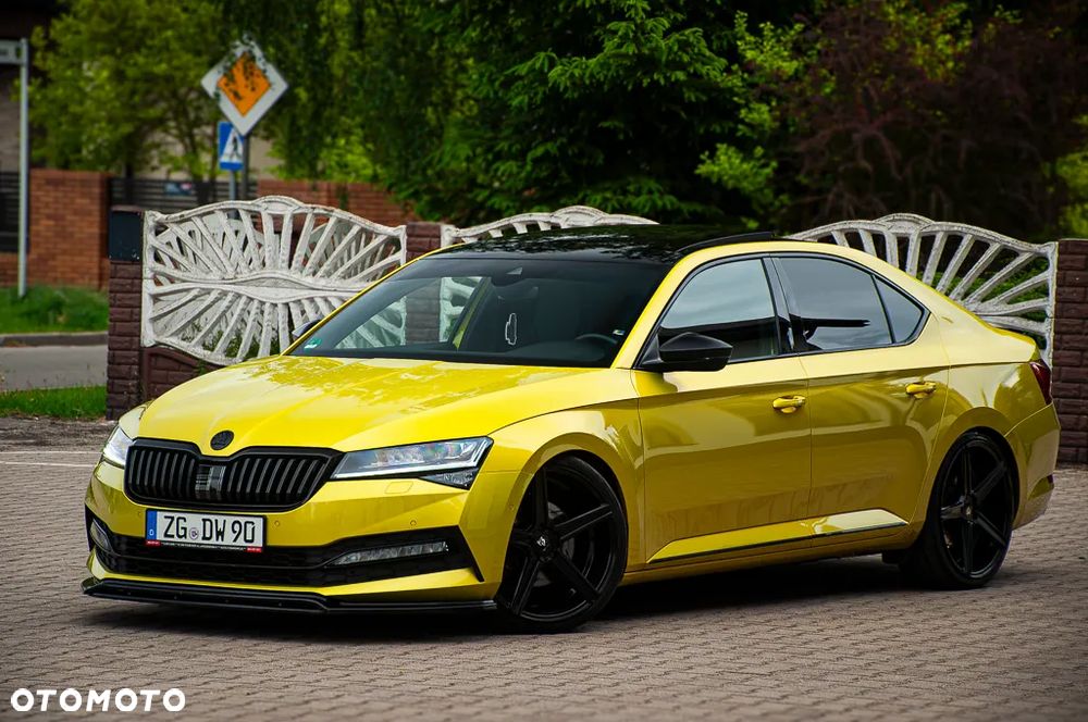 Skoda Superb 2.0 TDI DSG Sportline - 29