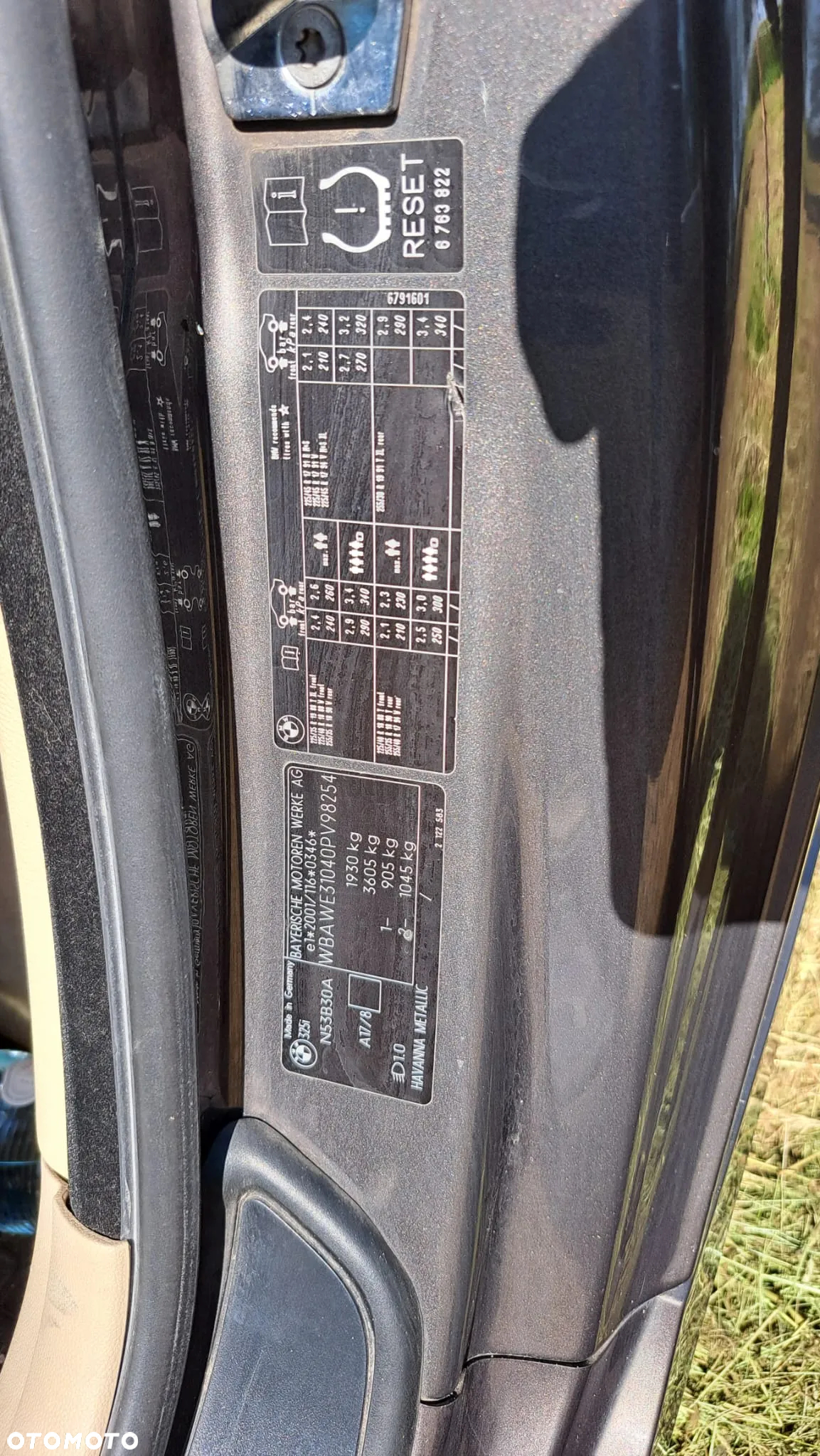 BMW Seria 3 325i Coupe - 28