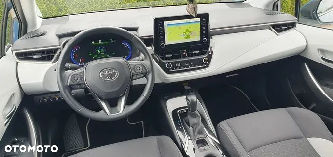 Toyota Corolla 1.8 Hybrid Executive - 28