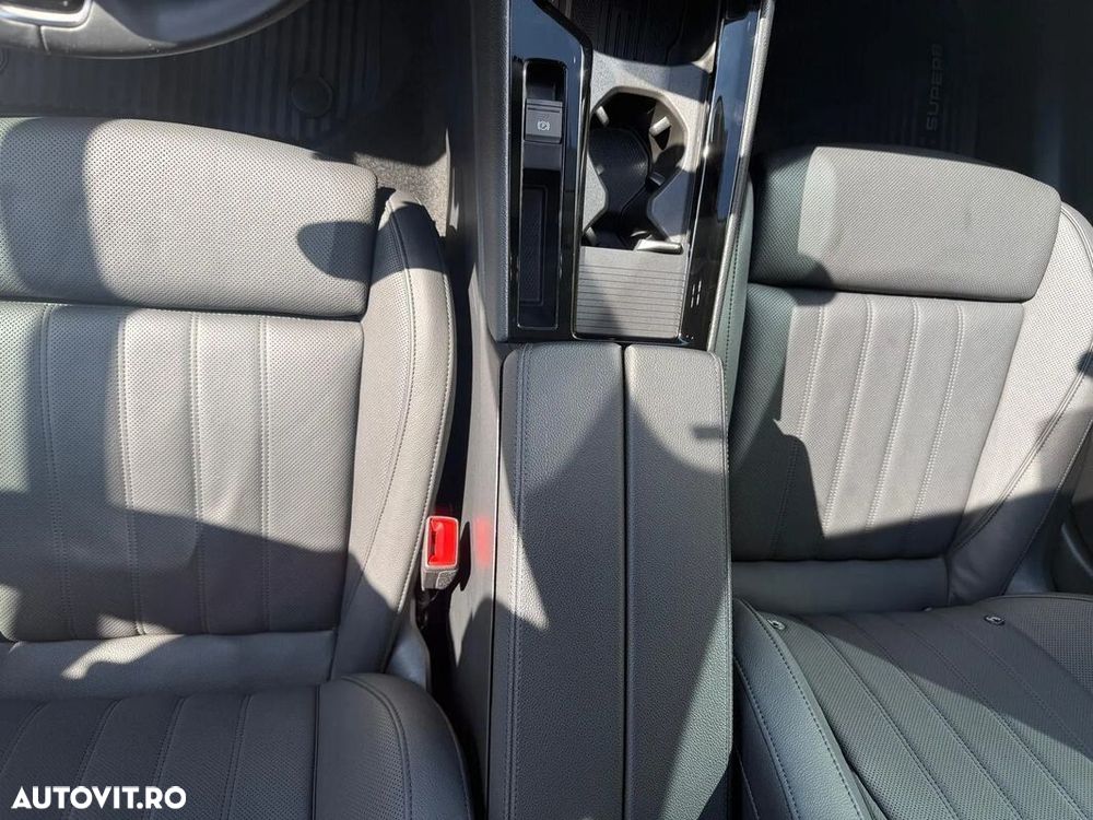 Skoda Superb 2.0 TSI 265 CP 4x4 DSG Laurin & Klement - 22