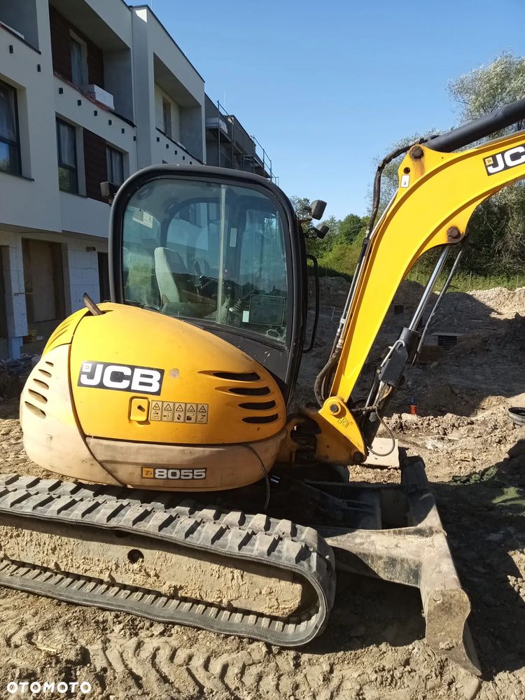 JCB 8055 - 1