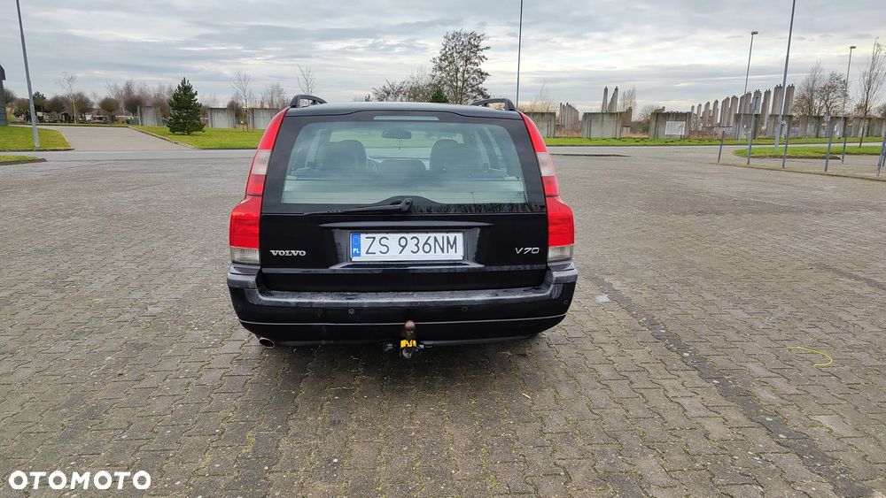 Volvo V70 2.4 Momentum - 8