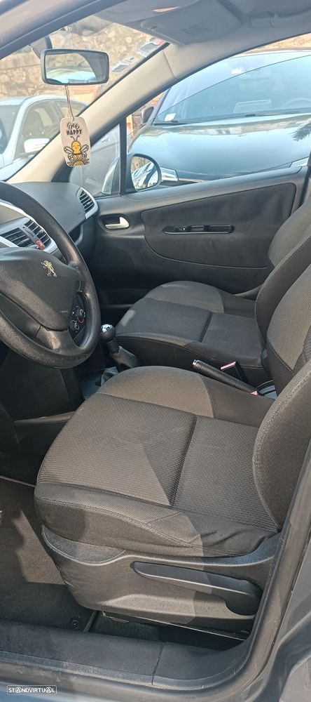 Peugeot 207 1.6 HDi 99g - 11