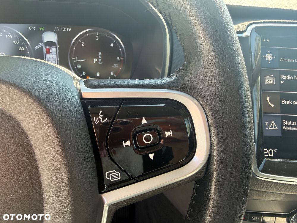 Volvo XC 90 B5 D AWD Momentum Pro 7os - 23