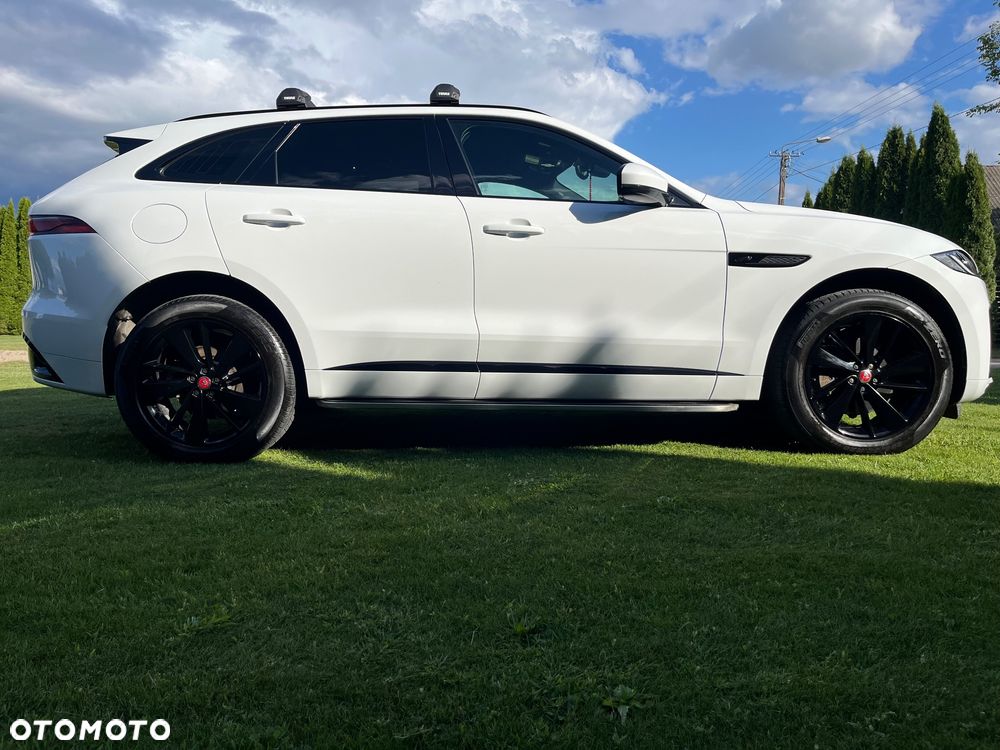Jaguar F-Pace 2.0 P250 mHEV AWD R-Dynamic S - 11