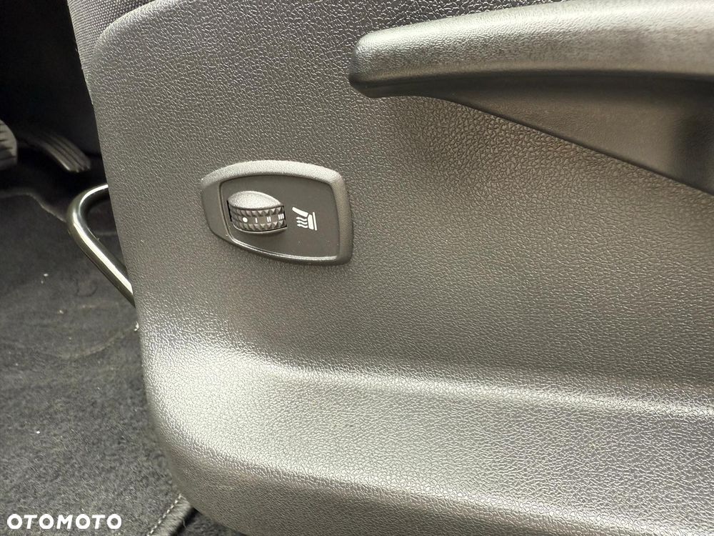 Renault Scenic 1.6 16V 110 TomTom Edition - 20