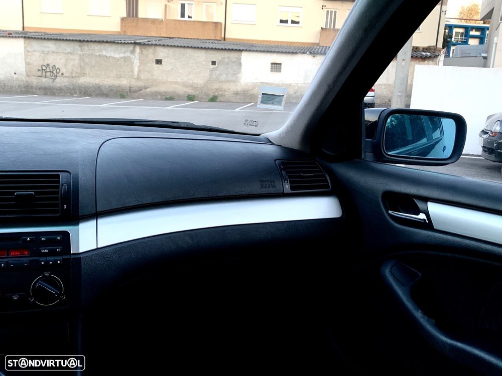 BMW 320 d Touring - 15
