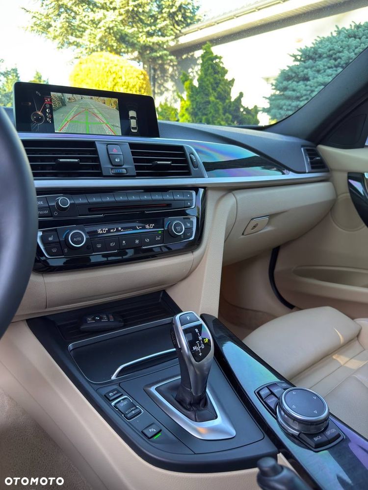 BMW Seria 3 328i - 6