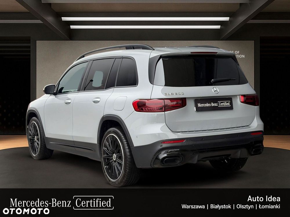 Mercedes-Benz GLB - 4