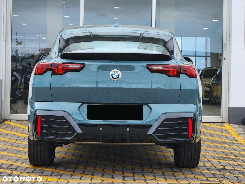 BMW X2 - 6