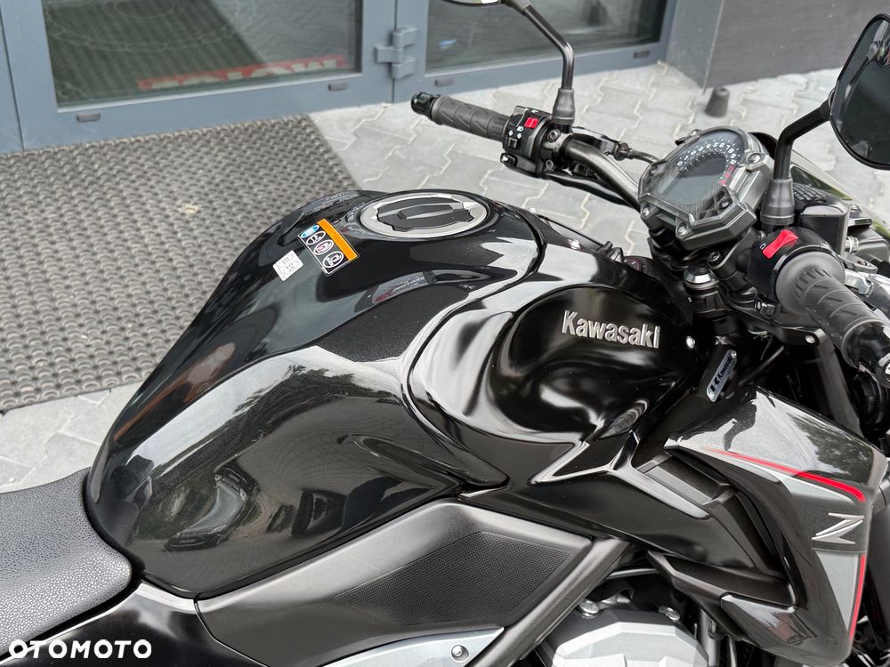 Kawasaki Z 900 - 11