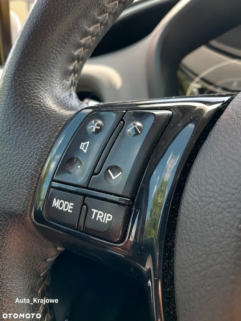 Toyota Yaris 1.5 Premium - 21