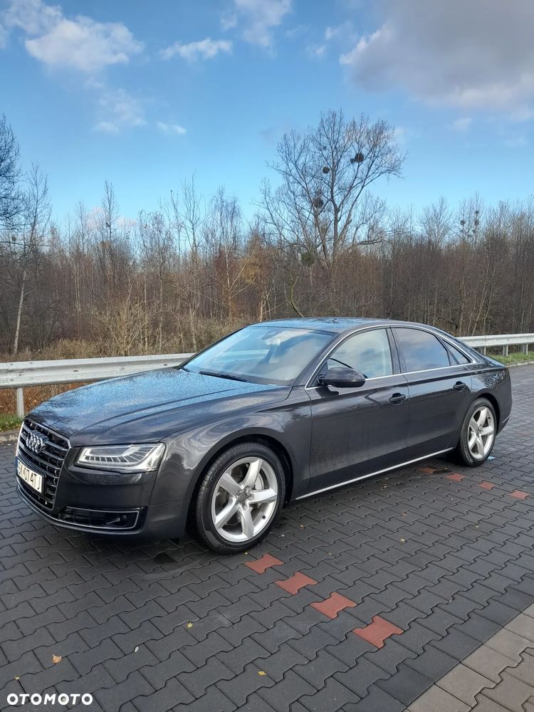 Audi A8 4.2 TDI DPF (clean diesel) quattro tiptronic - 1