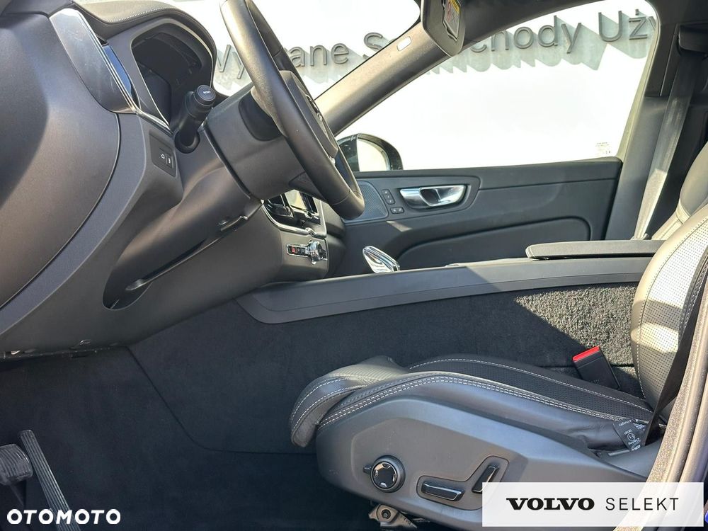 Volvo XC 60 - 28
