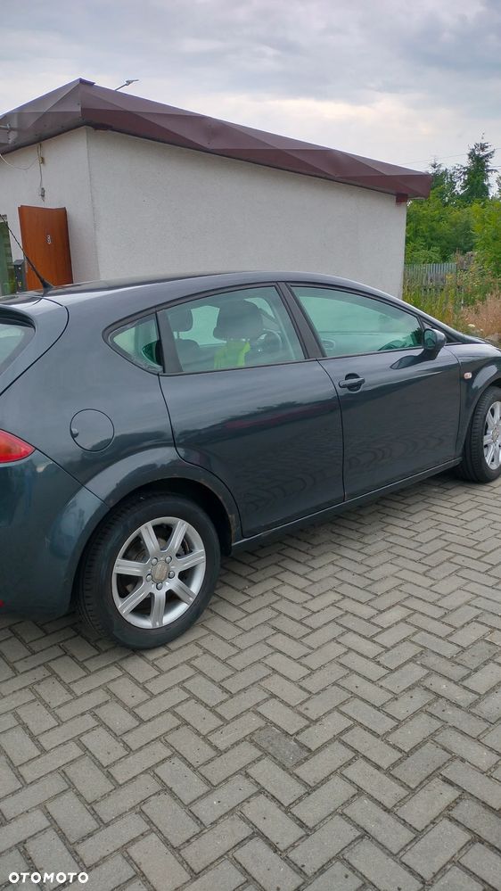Seat Leon 2.0 TDI DPF Stylance - 4