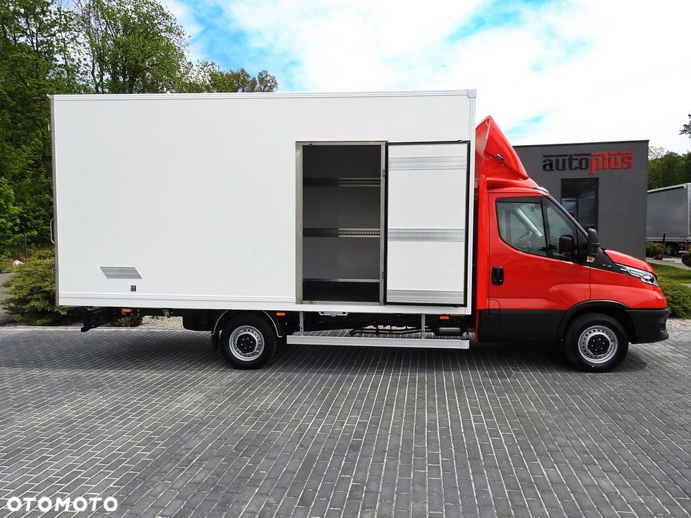 Iveco DAILY 35S18 NOWY KONTENER 10 PALET TEMPOMAT NAWIGACJA KLIMATYZACJA LEDY GWARANCJA  180KM - 9