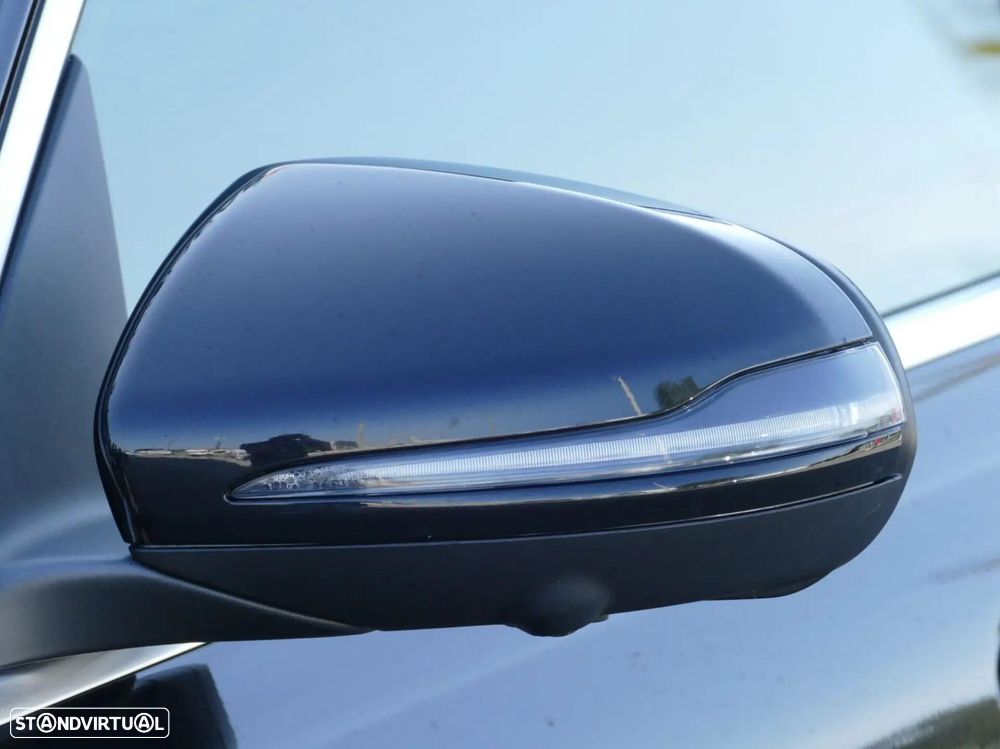 Mercedes-Benz EQB 300 4Matic - 10