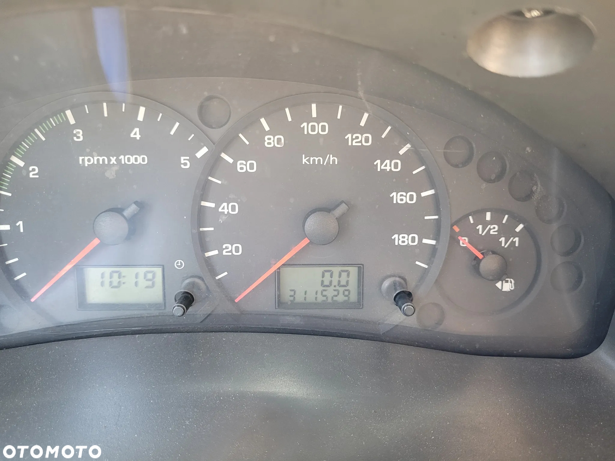 Ford Transit 350L - 10