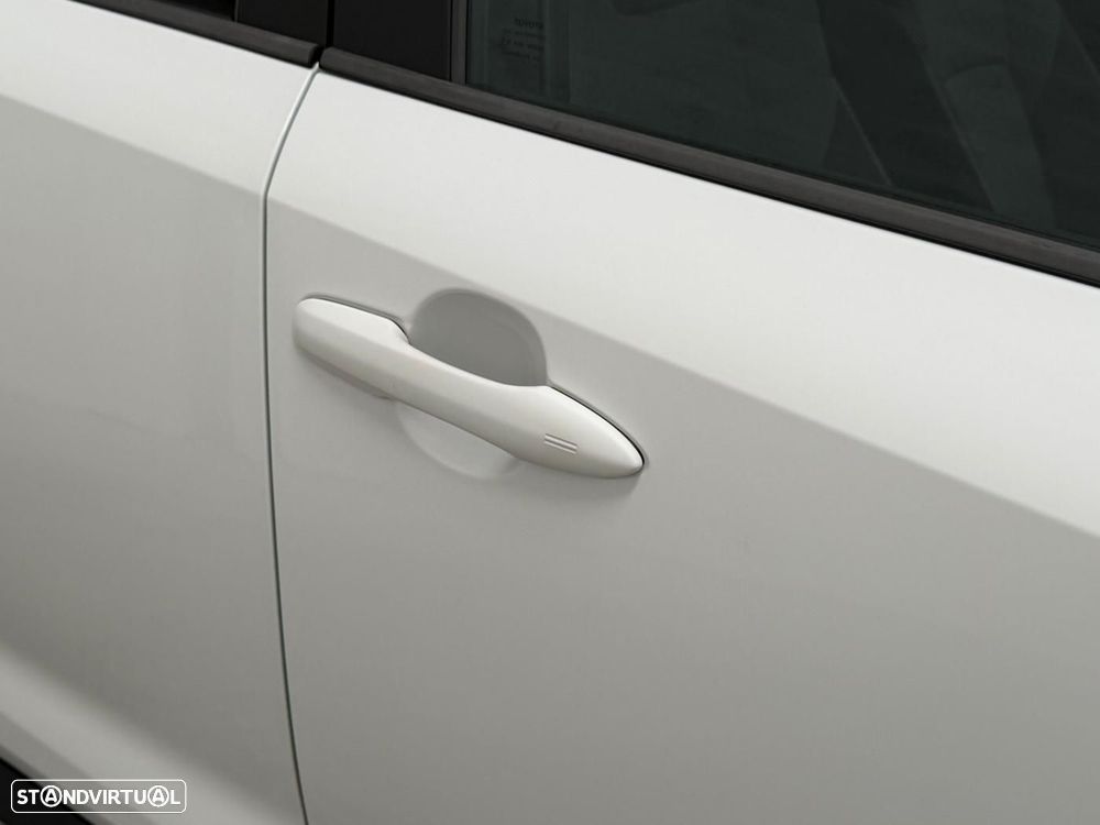 Toyota Corolla Touring Sports 1.8 Hybrid Trek - 14