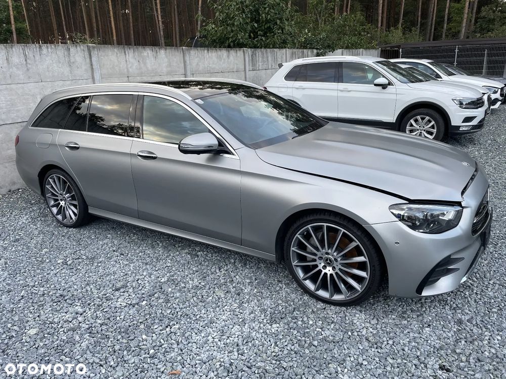 Mercedes-Benz Klasa E - 9
