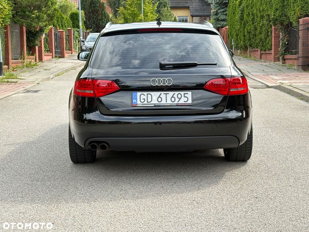 Audi A4 Avant 2.0 TDI Limited Edition Multitr - 4