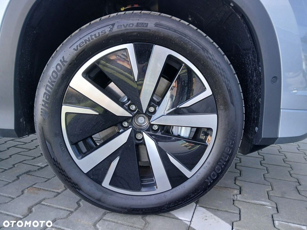 Volkswagen Tayron 2.0 TDI SCR 4Mot Elegance DSG - 11