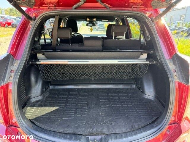 Toyota RAV4 - 6