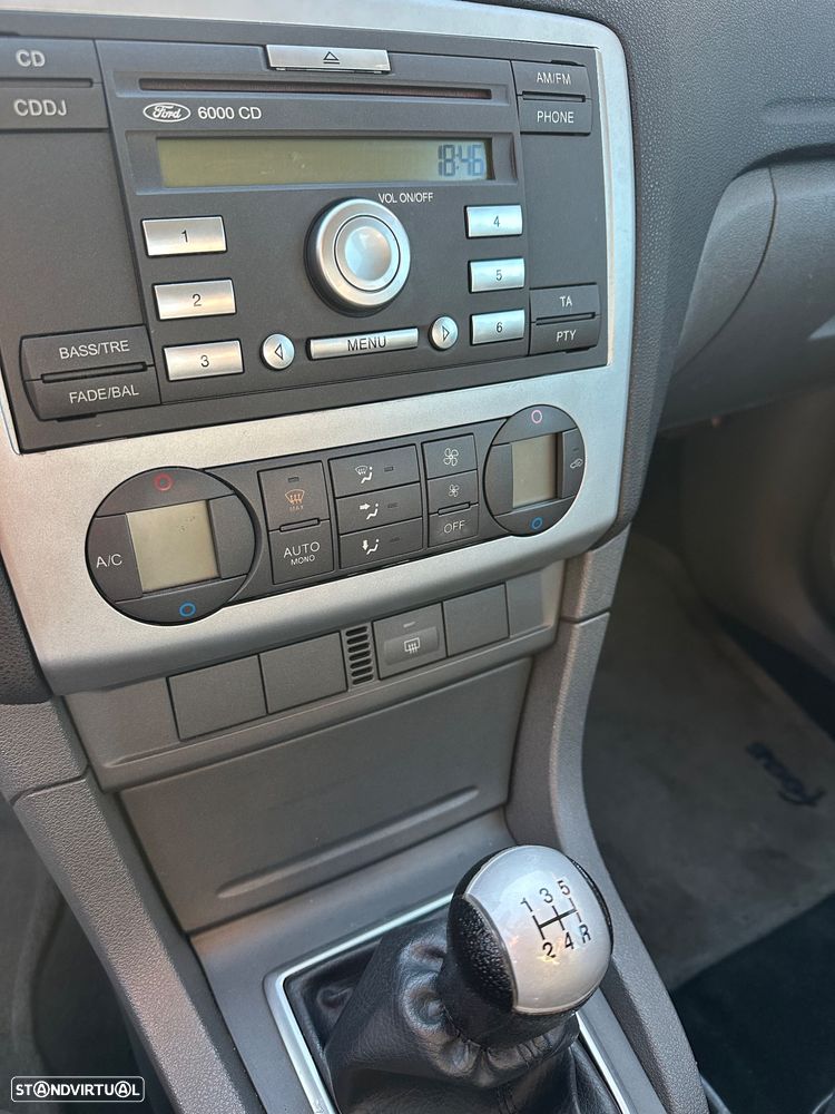 Ford Focus 1.6 TDCi 1st Edition - 12