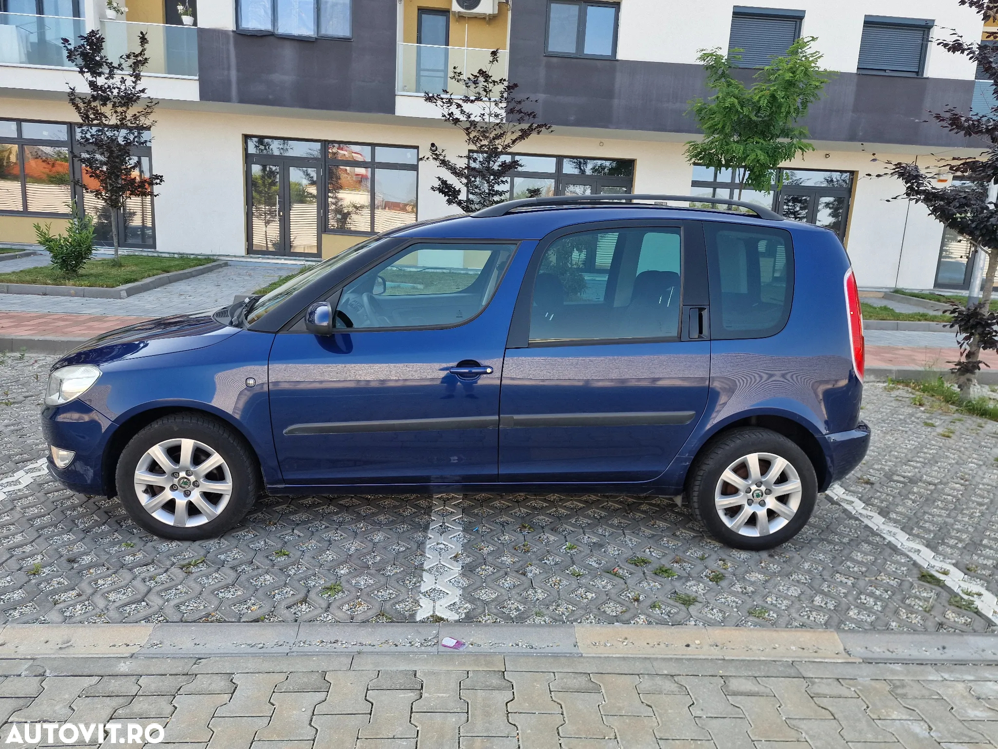 Skoda Roomster 1.2 TSI Ambition PLUS EDITION - 4