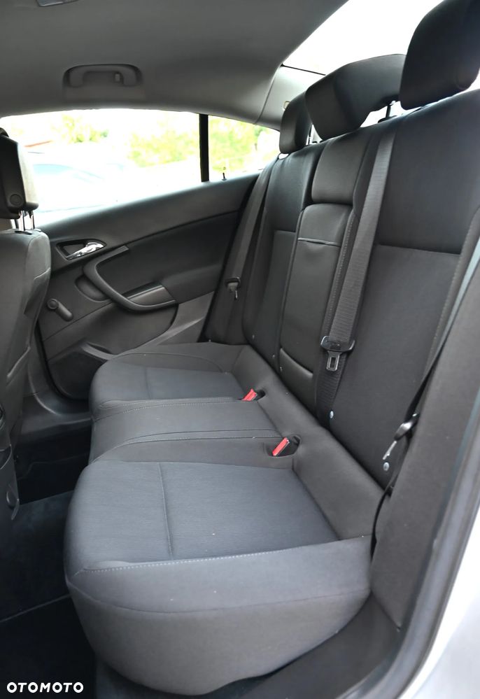 Opel Insignia 1.6 - 29
