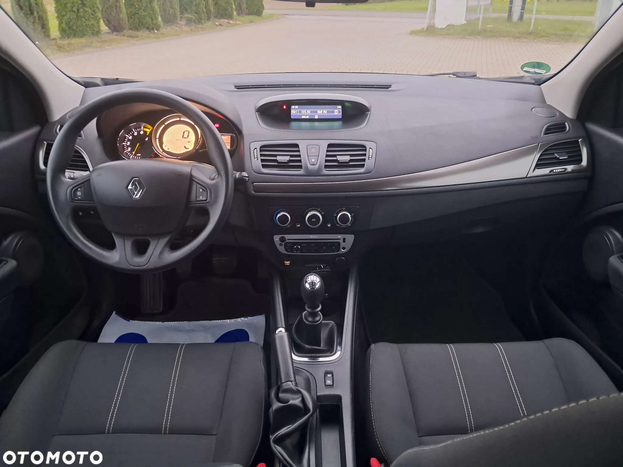 Renault Megane 1.6 16V 110 Paris - 2
