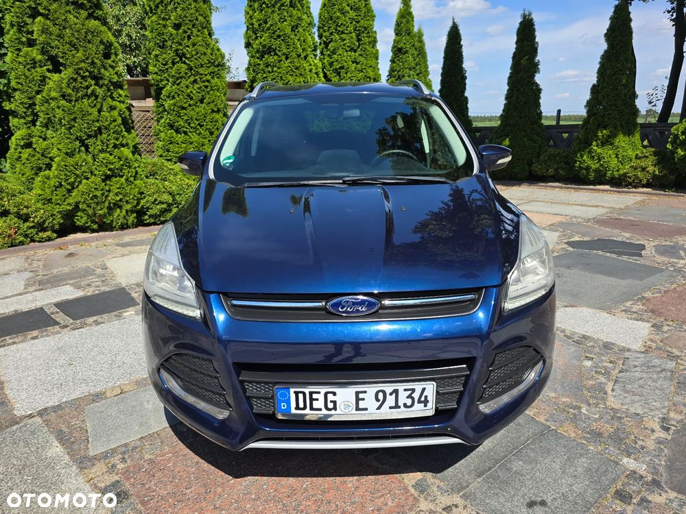 Ford Kuga 1.6 EcoBoost 2x4 Titanium - 10