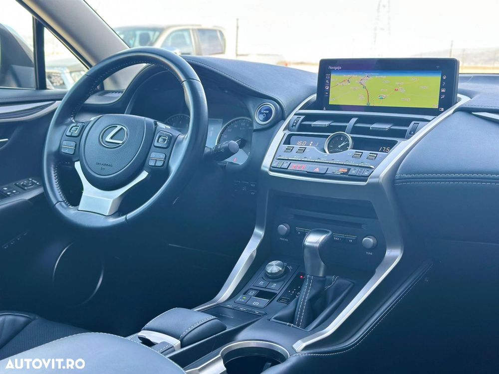 Lexus Seria NX 300h AWD Luxury - 2