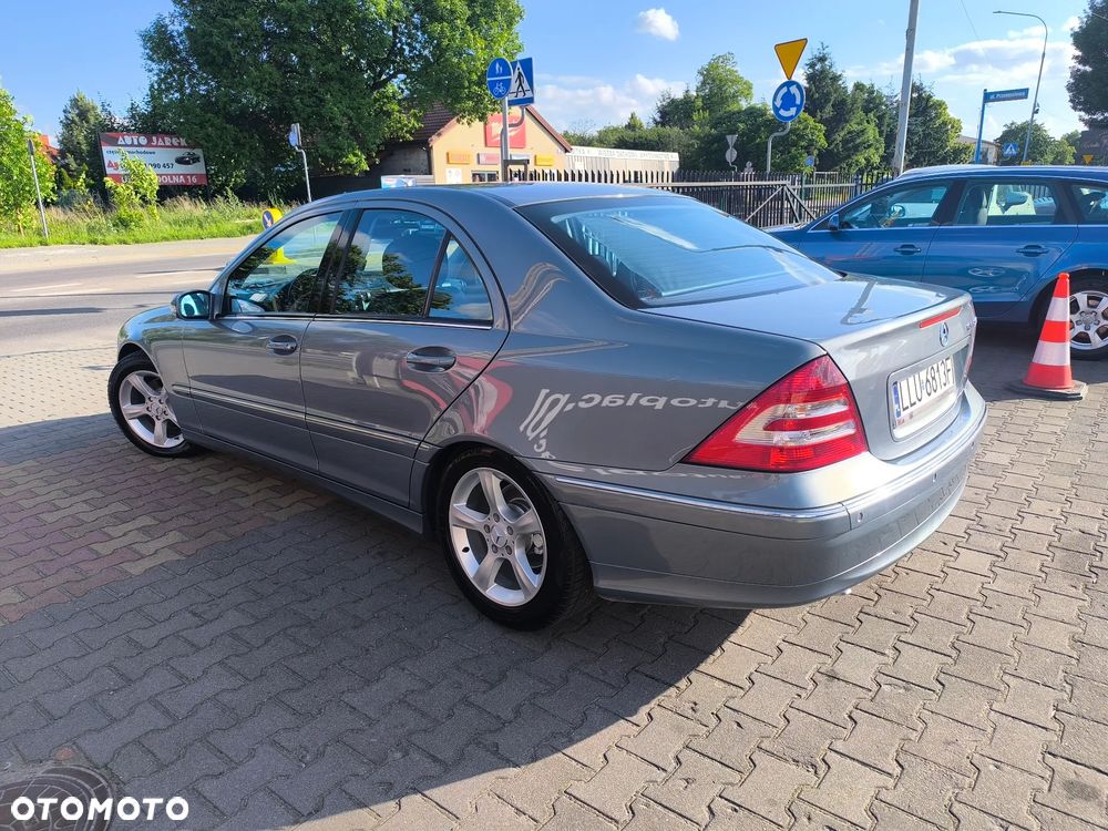 Mercedes-Benz Klasa C 200 Kompressor Automatik Avantgarde Sport Edition + - 4